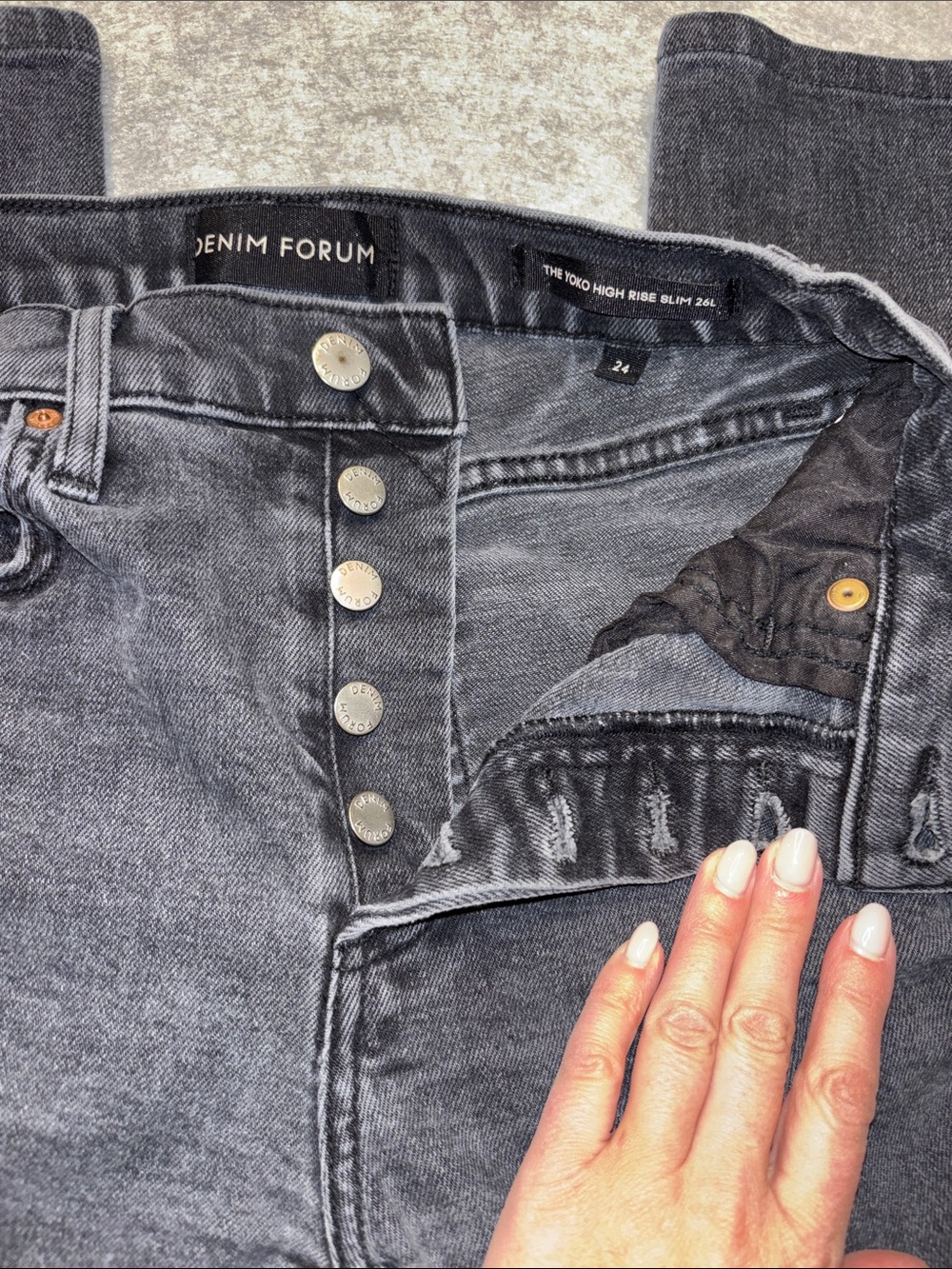 🖤 Denim Forum Yoko High-Rise Slim Jeans Size 24 | Washed Black - Picture 7 of 11